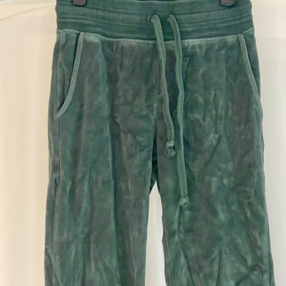Aerie Green Flare Leggings - Picture 2 of 5